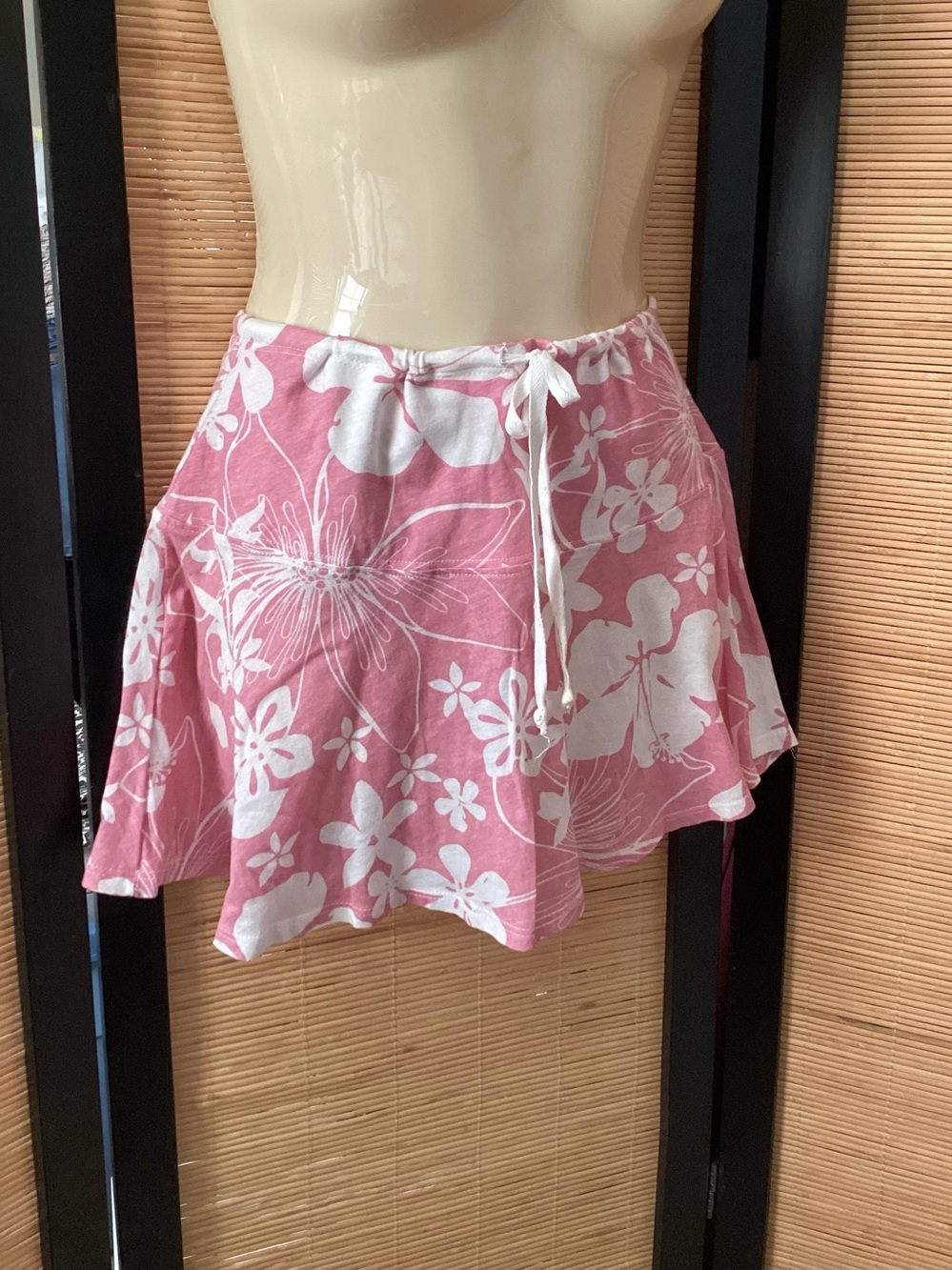 NWT Vintage Y2K mini skirt Big Flirt Sz M tropical pink floral skater